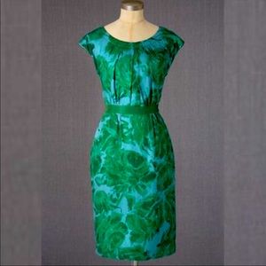 Boden Vanessa Vintage Rose floral sheath dress